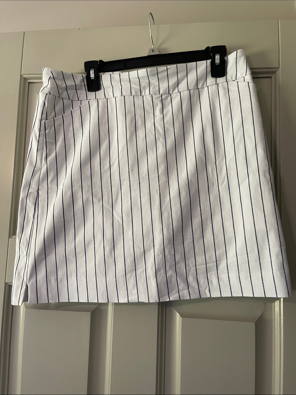 Coral Bay White skort with Navy Pinstripes